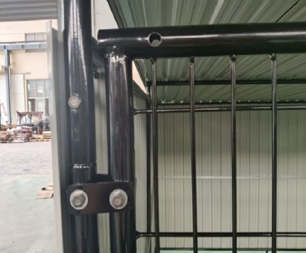 Pet Shed 2.5(W)x2.5(D)x1.7(H)m Sloped Roof - Image 6